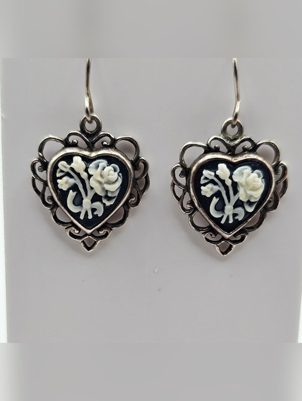 .925 Silver Vintage Heart Floral Lacey Earrings